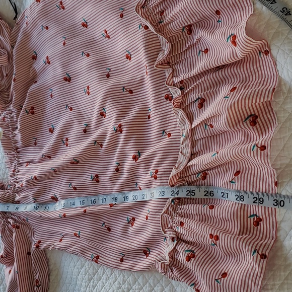 🍒Coverstitched Rayon Top - Picture 9 of 13